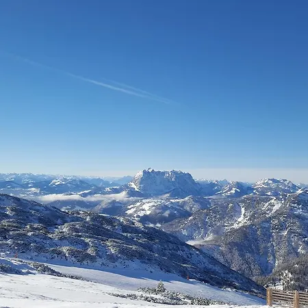 斯坦普拉提公寓 公寓 *